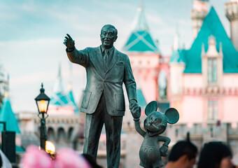 Florida Residents Experience Disney: Magic Around Every Corner Image